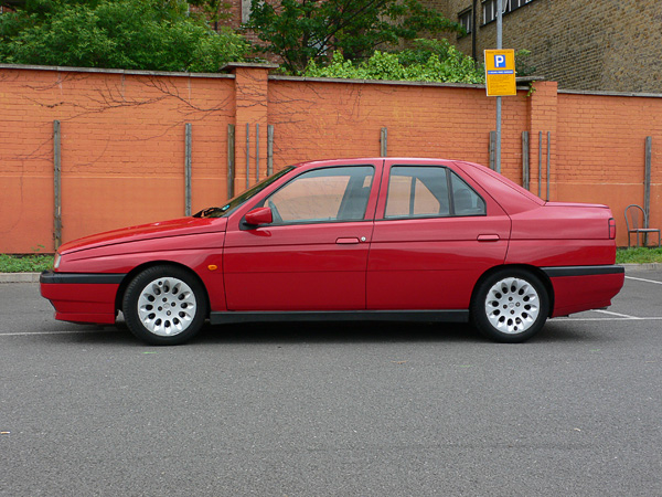 Alfa Romeo 155: 9 фото