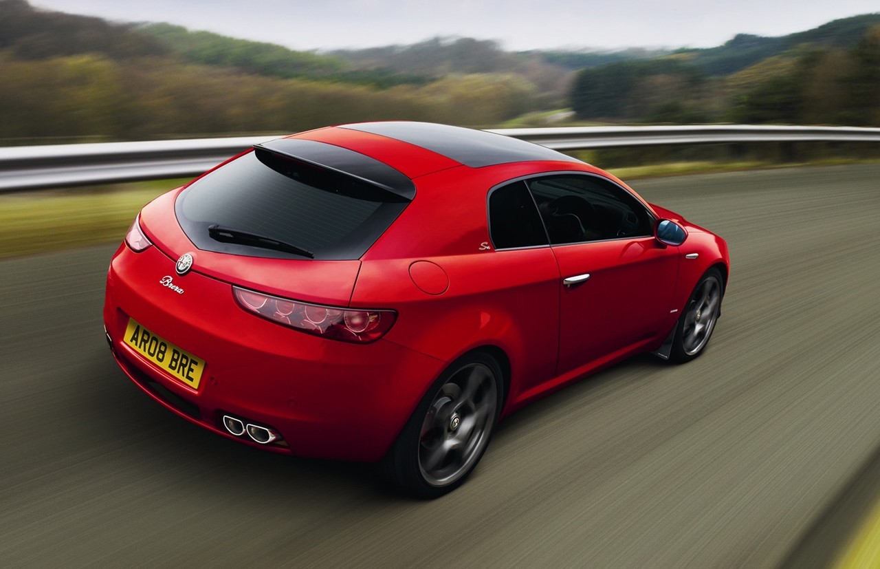 Alfa Romeo Brera: 7 фото