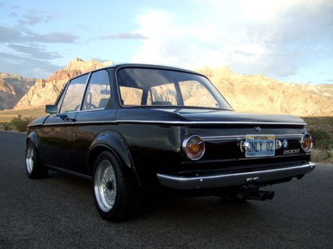 BMW 2002: 12 фото