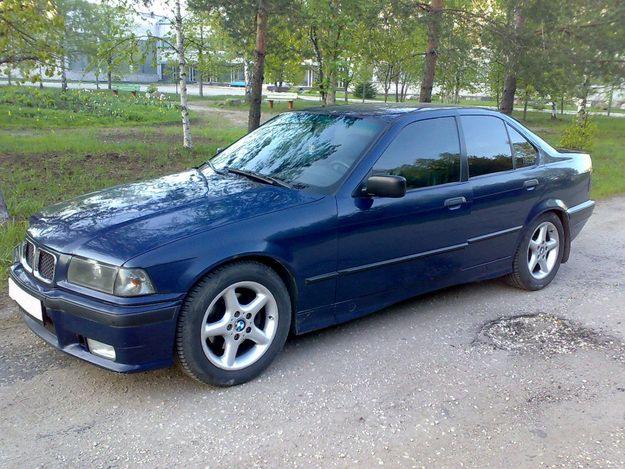 BMW 318i: 6 фото