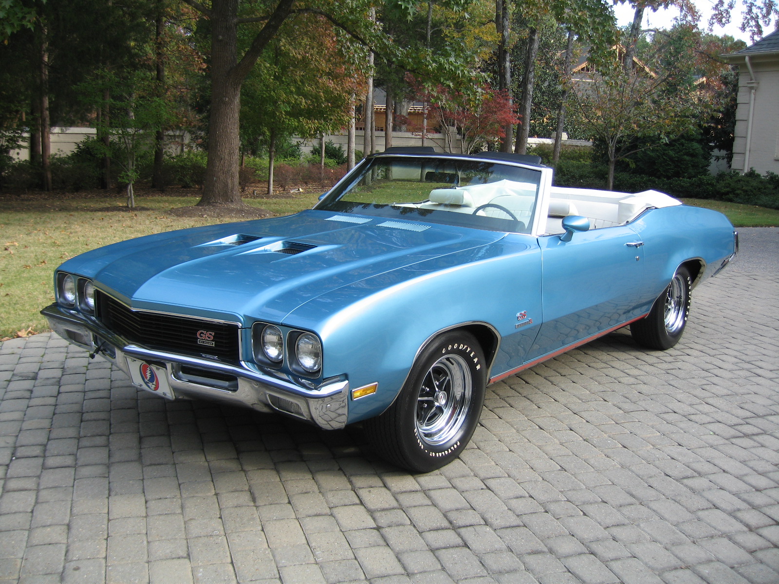 Buick GS: 4 фото