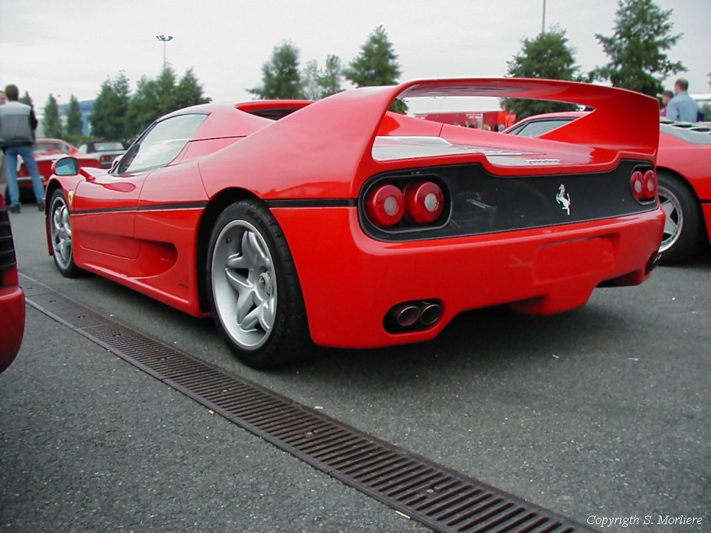 Ferrari F50: 6 фото