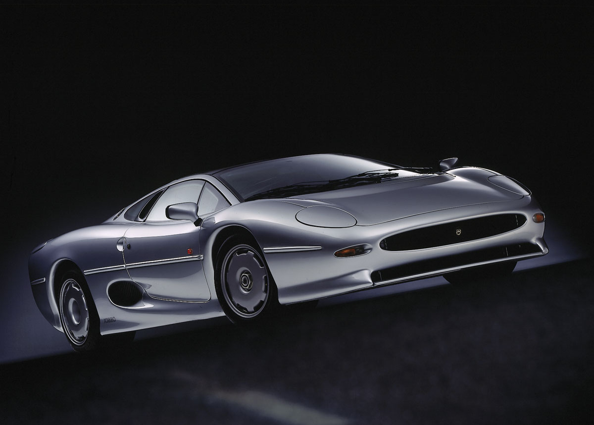 Jaguar XJ220: 7 фото