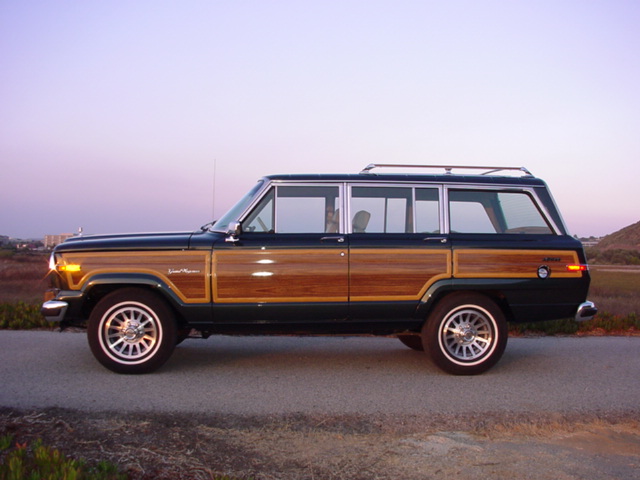 Jeep Grand Wagoneer: 5 фото