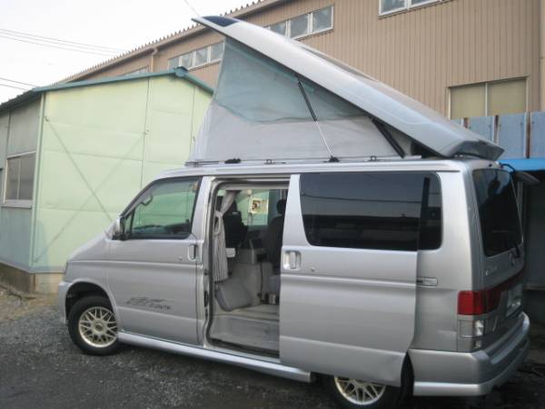 Mazda Bongo Friendee: 9 фото