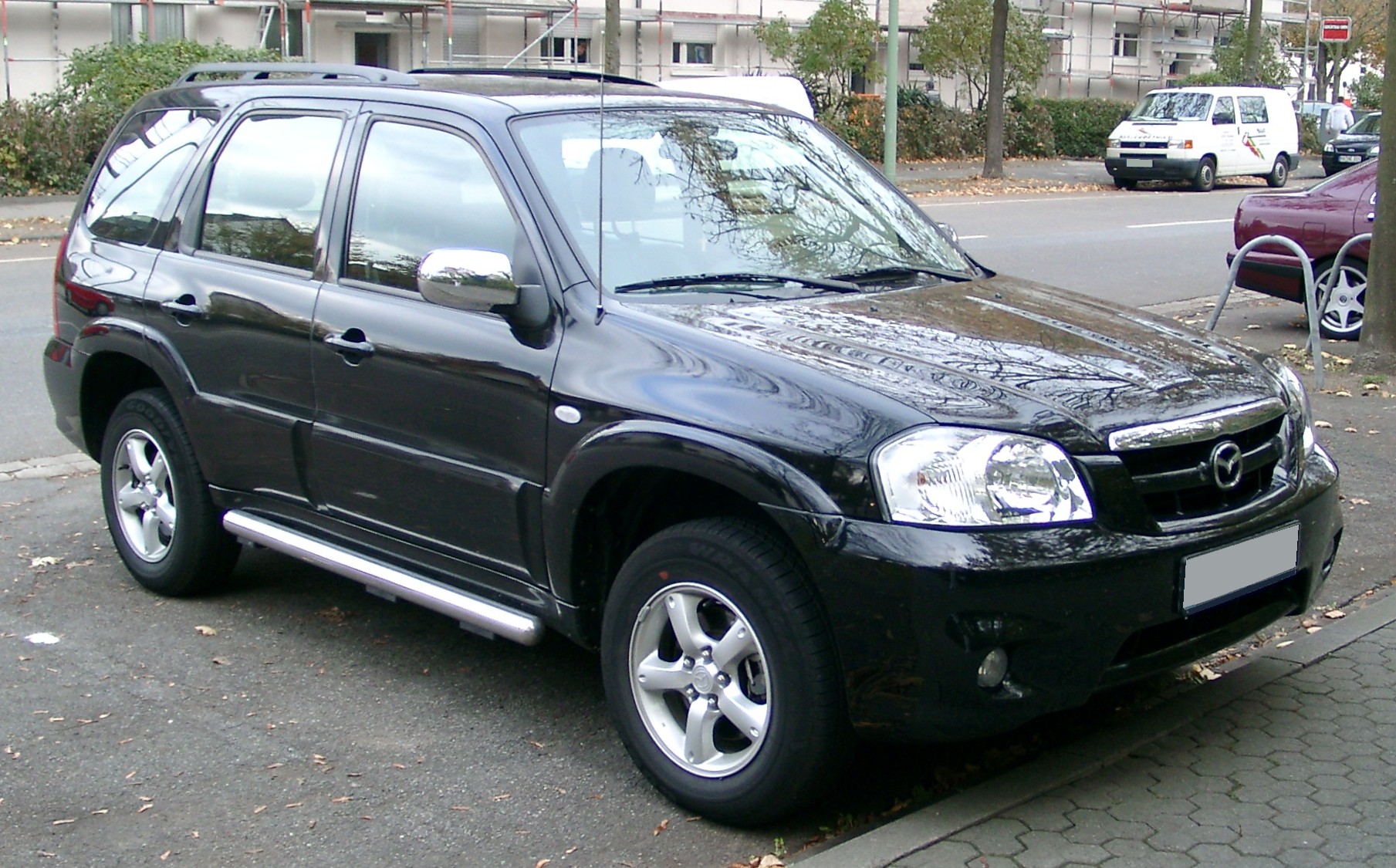 Mazda Tribute: 5 фото