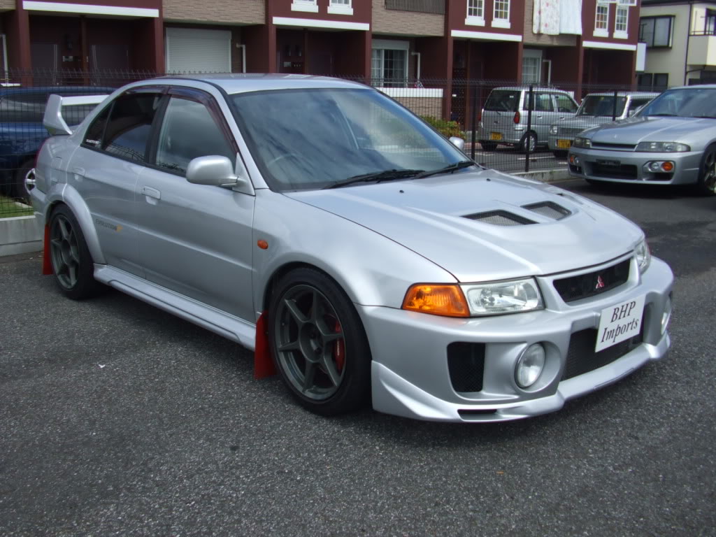 Mitsubishi Lancer Evolution V: 2 фото