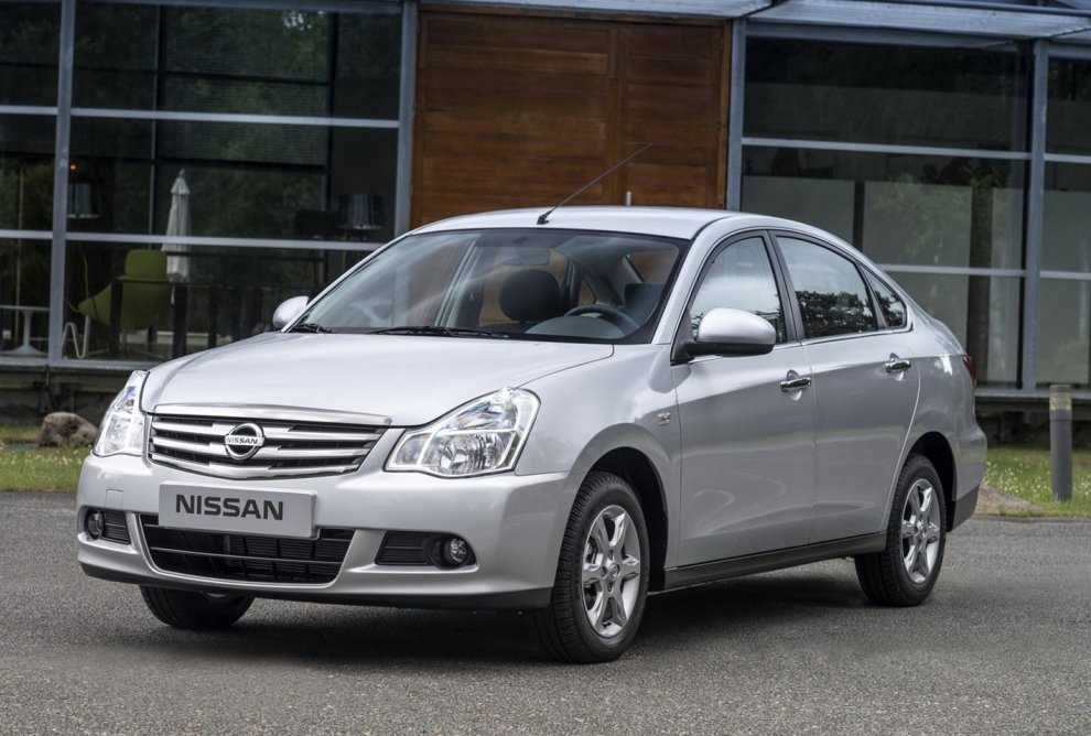 Nissan Almera