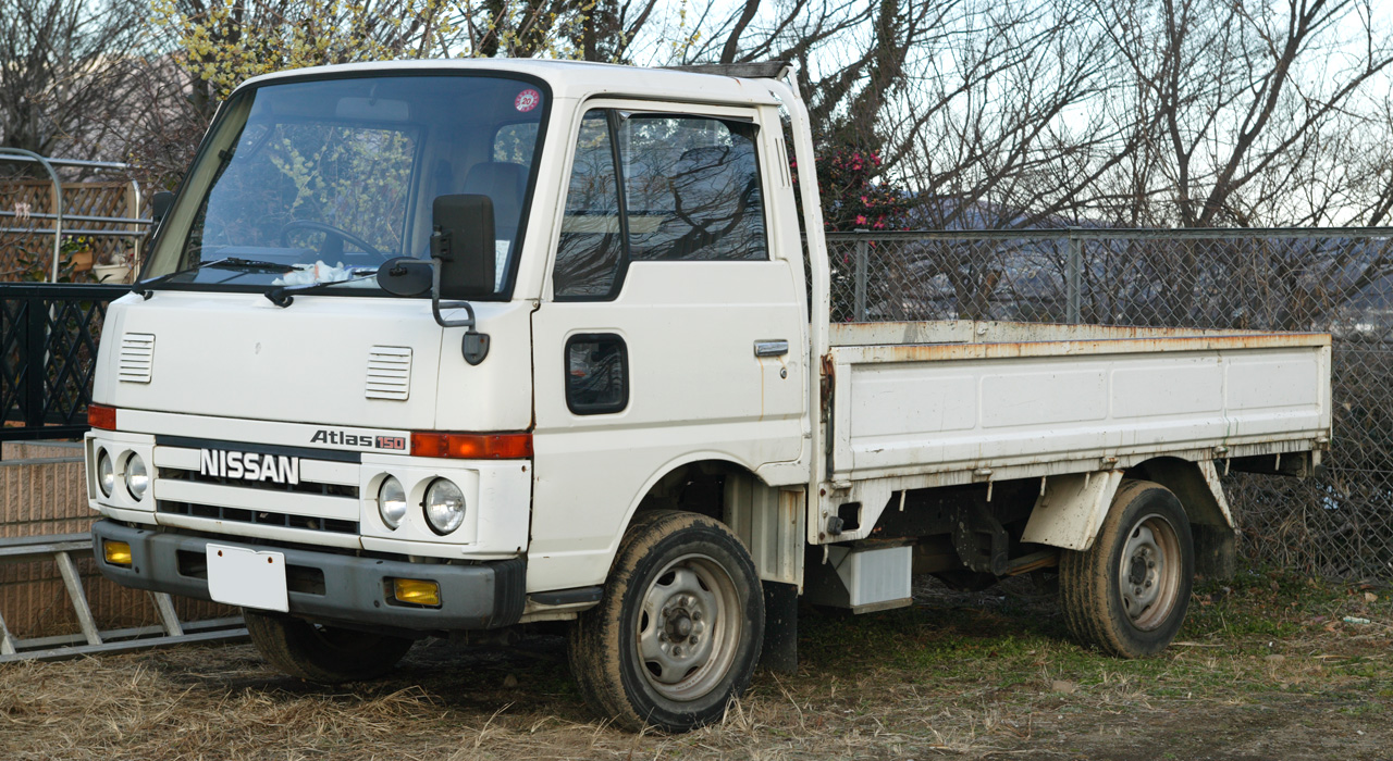 Nissan Atlas: 6 фото