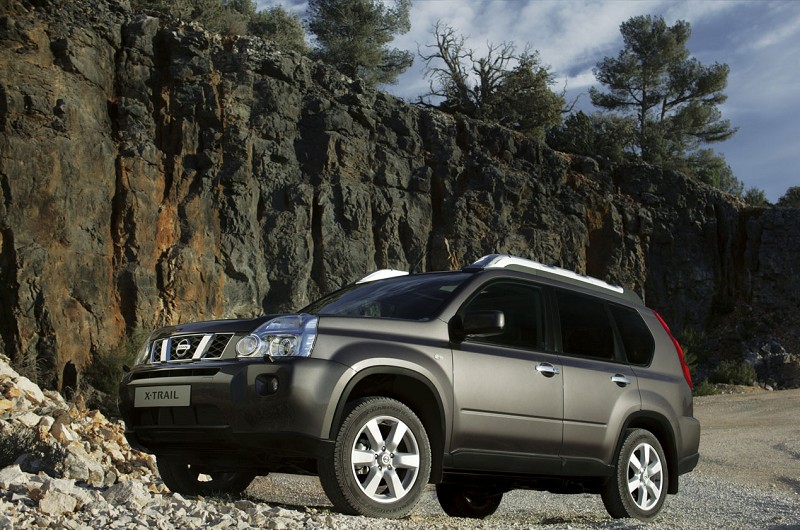 Nissan X-Trail: 8 фото