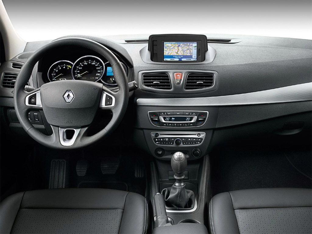 Renault Fluence Z.E.: 10 фото