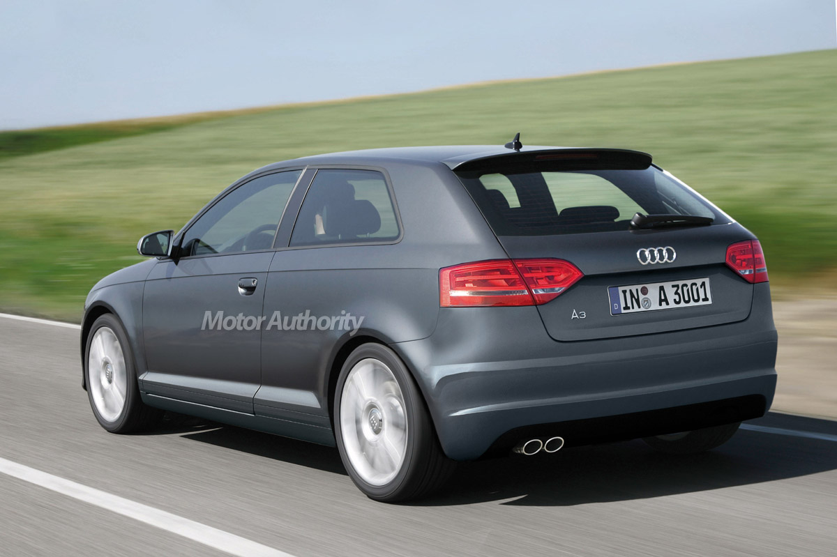 Audi A3: 4 фото