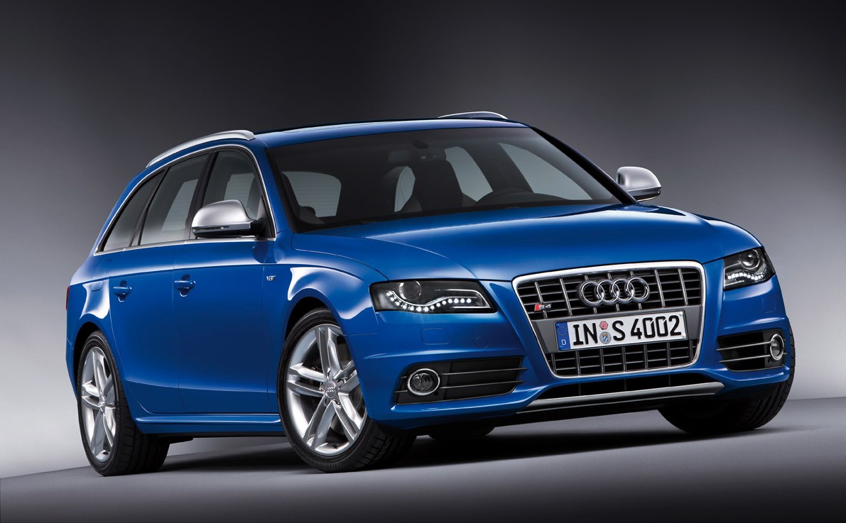 Audi S4 Avant: 1 фото