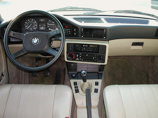 BMW 5-series E28: 7 фото