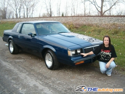 Buick Regal: 9 фото