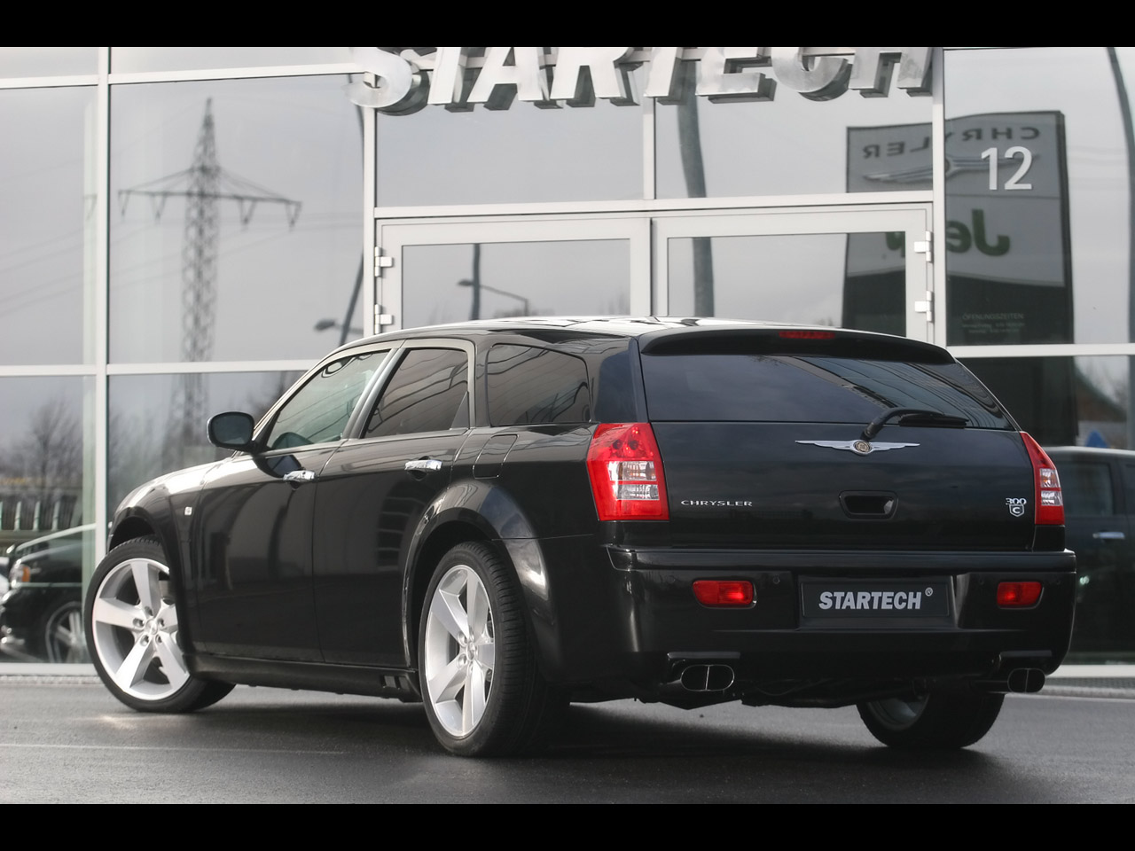 Chrysler 300C Touring: 2 фото