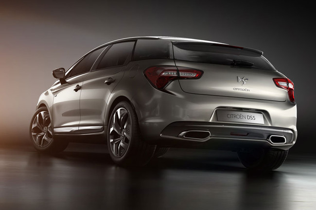 Citroen DS5: 8 фото