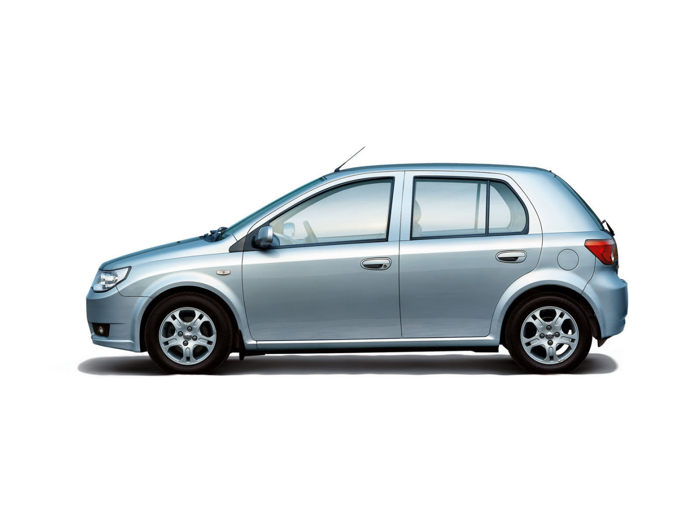 FAW Vita Hatchback: 5 фото