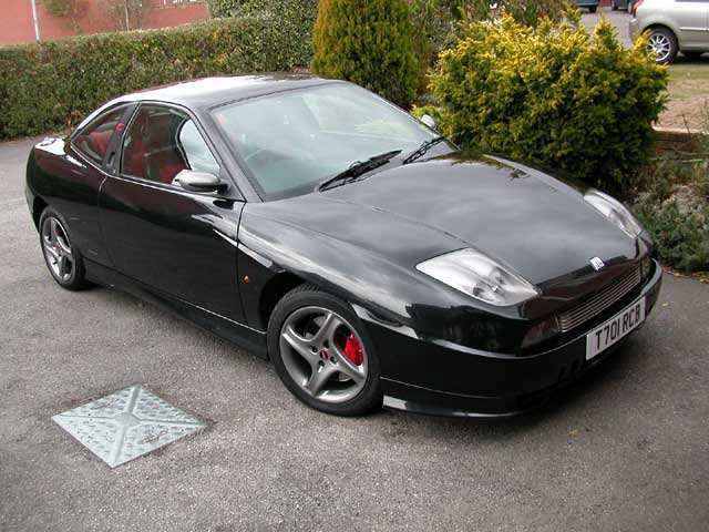 Fiat Coupe: 8 фото