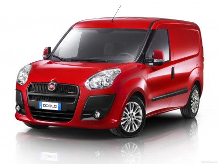 Fiat Doblo I: 10 фото