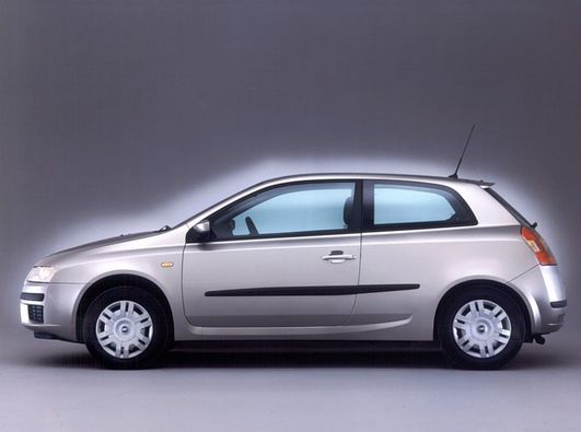 Fiat Stilo: 12 фото