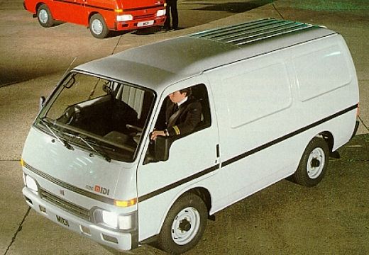 Isuzu Midi: 2 фото