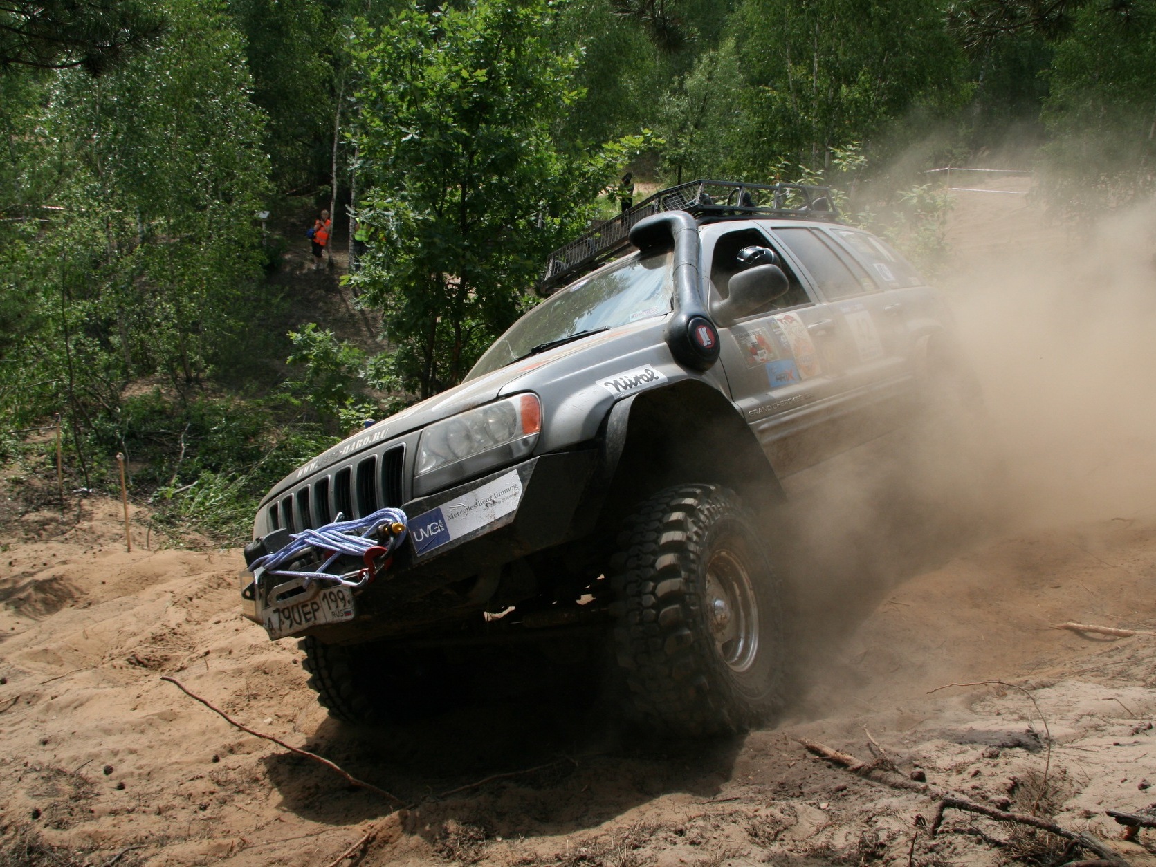 Jeep Grand Cherokee WJ: 3 фото