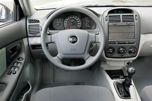 Kia Cerato: 1 фото