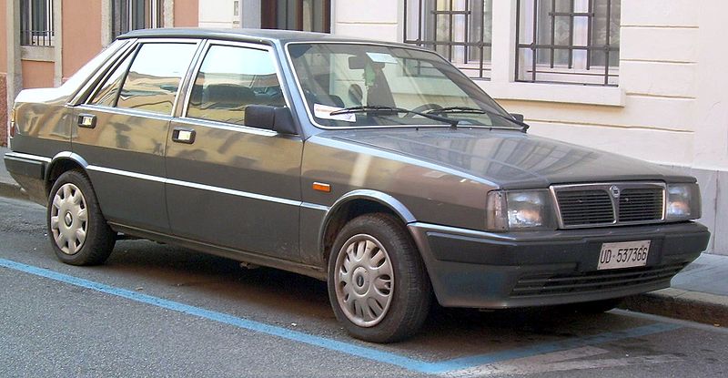 Lancia Prisma: 10 фото