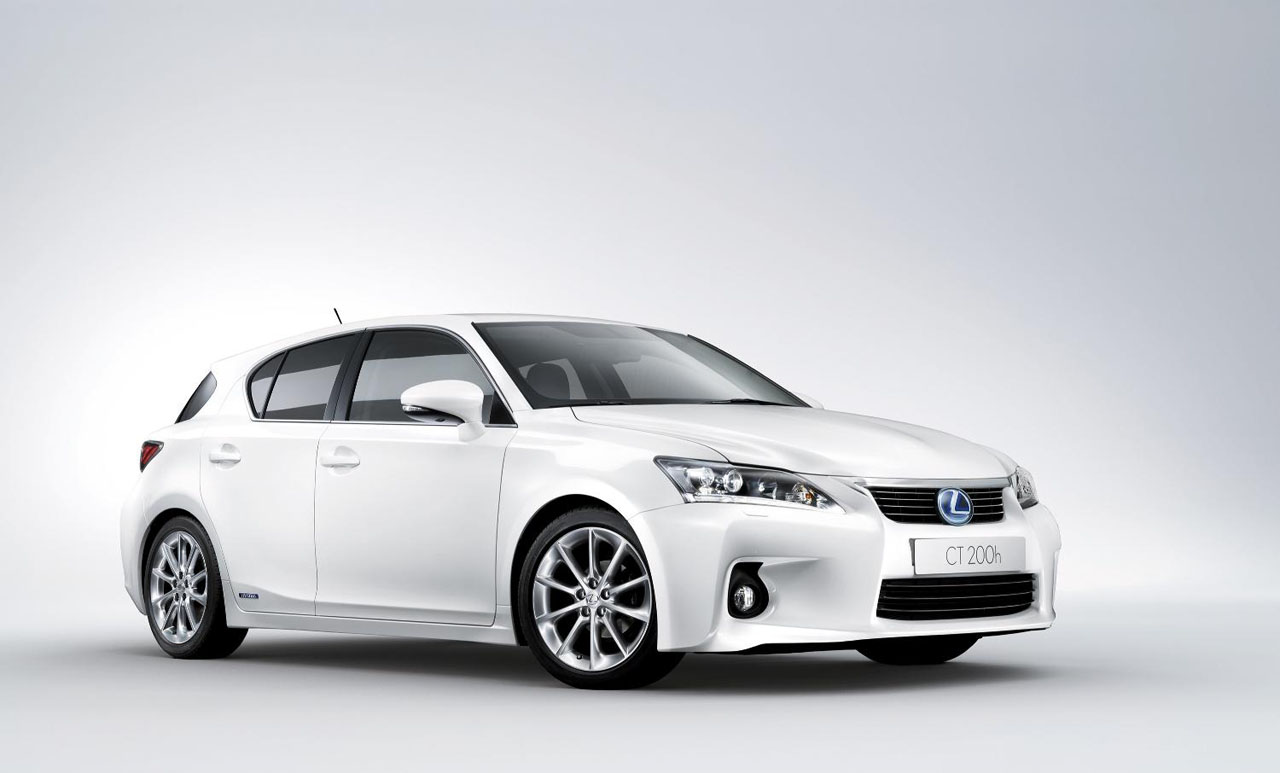 Lexus CT: 4 фото