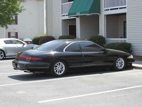 Lincoln Mark VIII: 3 фото