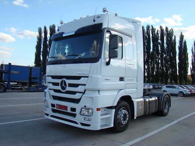 Mercedes Actros III: 3 фото