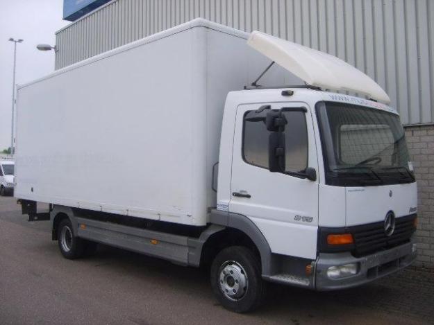 Mercedes Atego: 9 фото