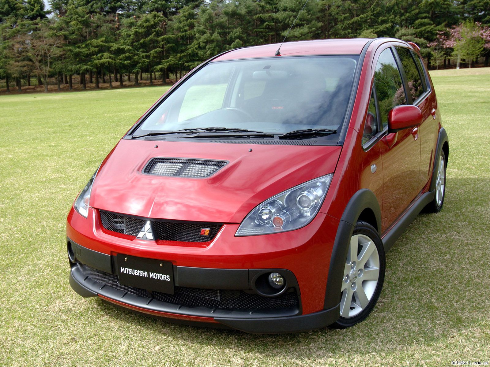 Mitsubishi Colt Z30: 11 фото