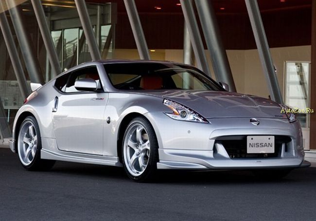 Nissan 370Z: 10 фото