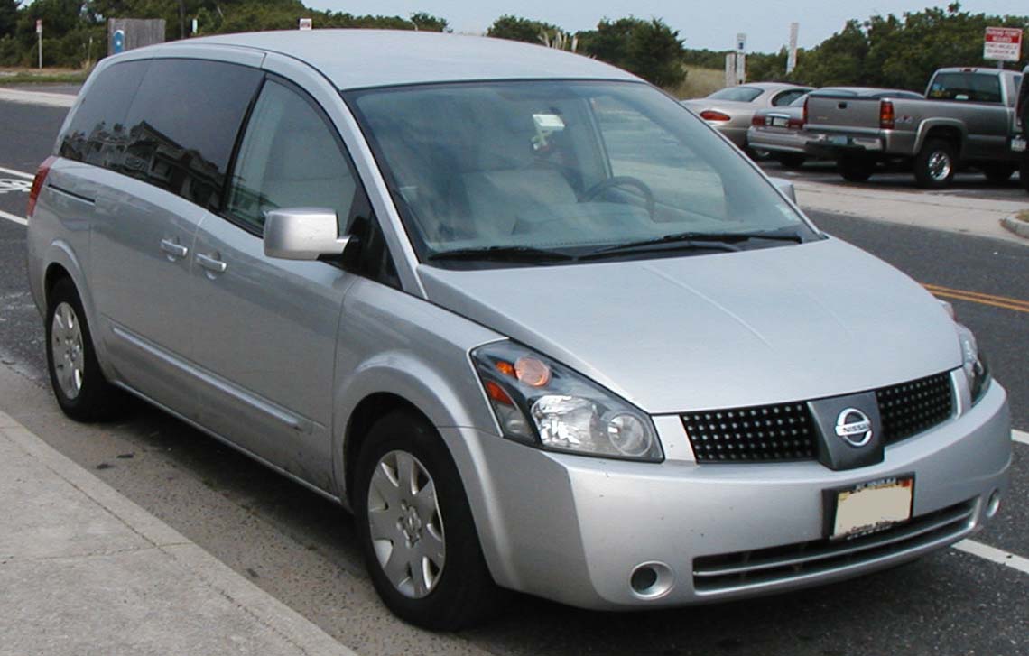 Nissan Quest I: 5 фото