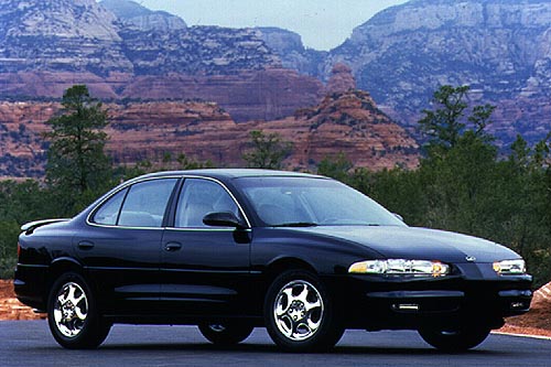 Oldsmobile Intrigue: 1 фото