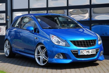 Opel Corsa: 12 фото