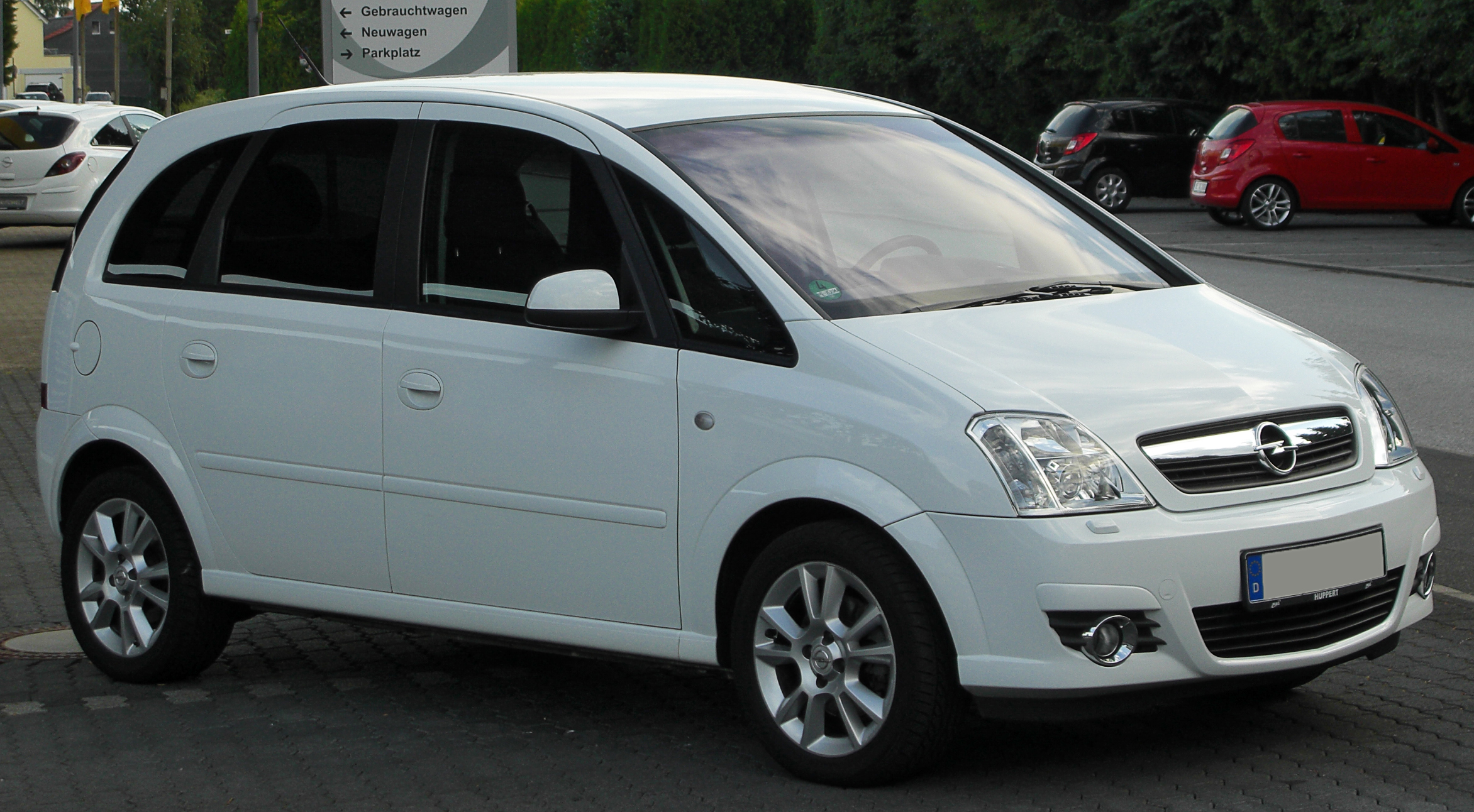 Opel Meriva A: 7 фото