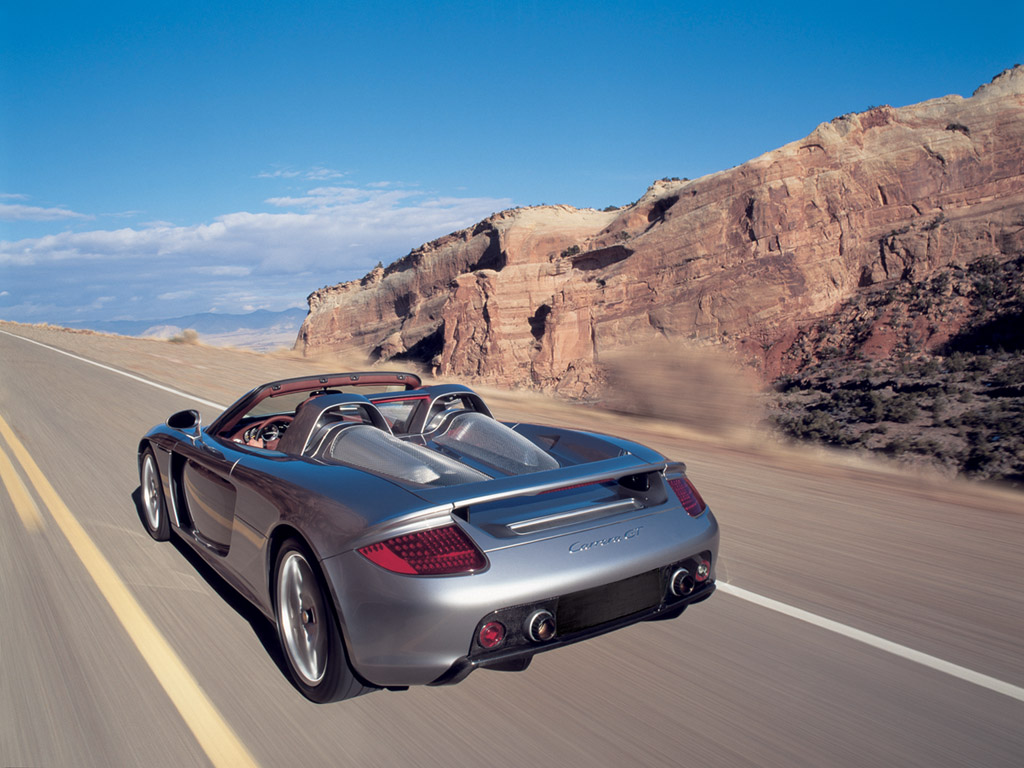 Porsche Carrera GT: 7 фото