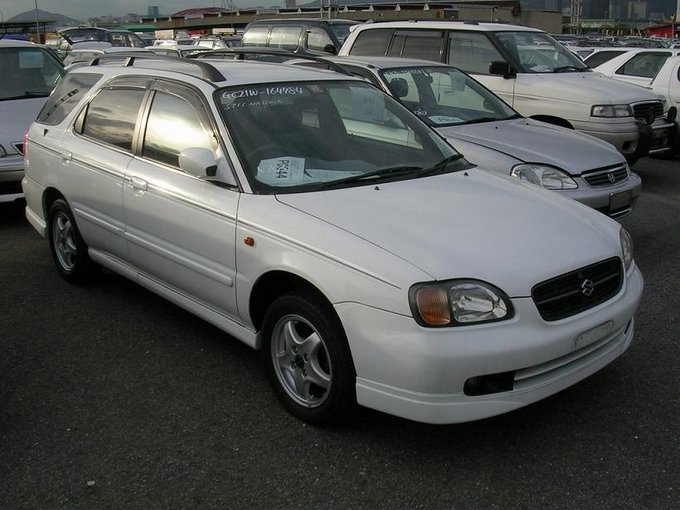 Suzuki Cultus Wagon: 2 фото