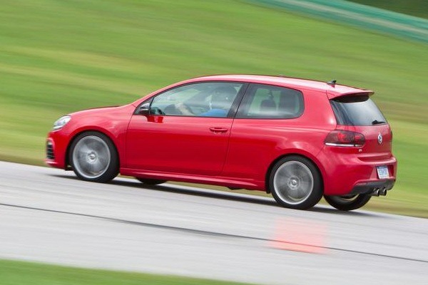 Volkswagen Golf R 3-door: 5 фото