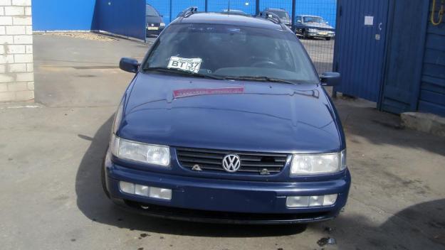 Volkswagen Passat B4: 11 фото