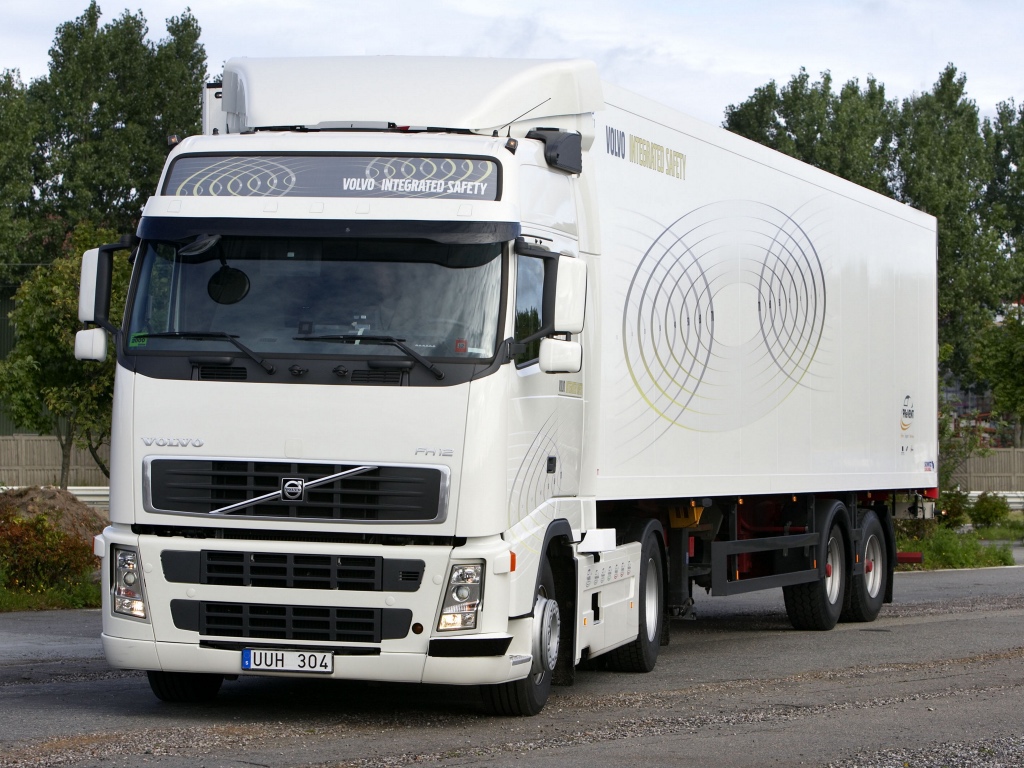 Volvo FH12: 1 фото