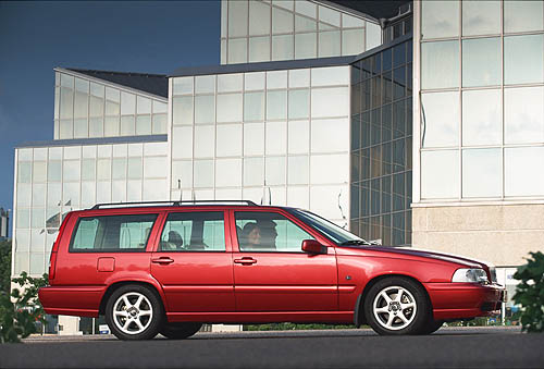 Volvo V70 I